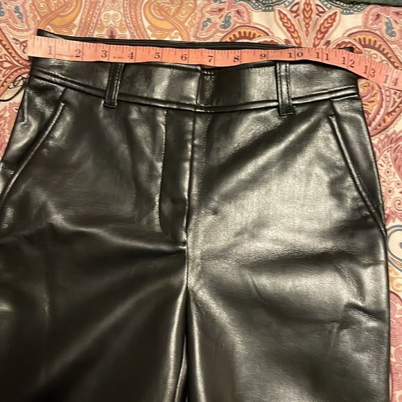 NWT Babaton cropped command black faux leather pant size 00 - Picture 5 of 6